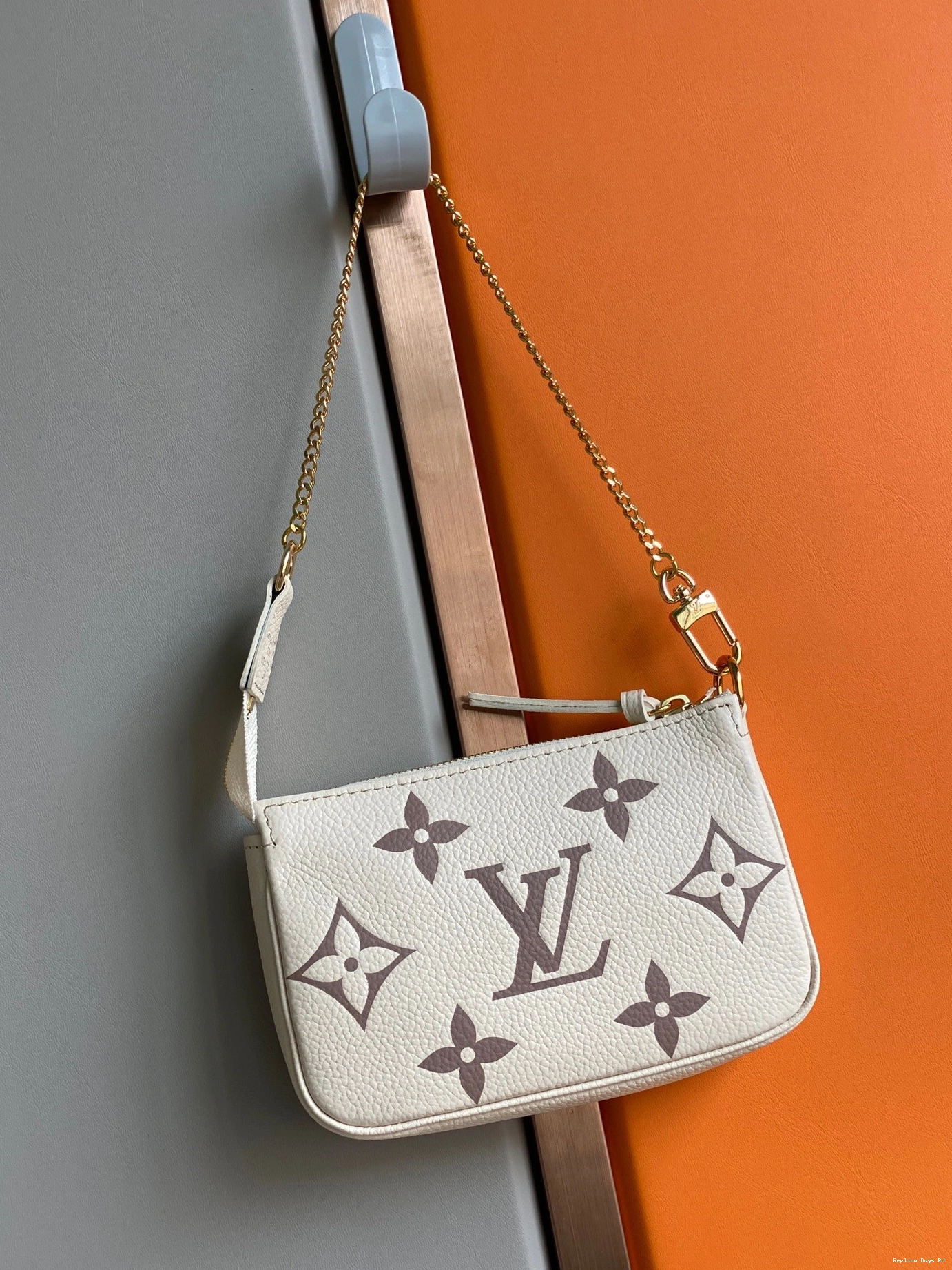 Affordable POCHETTE LOUIS ACCESSOIRES VUITTON MINI 0730